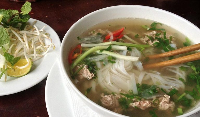 ベトナムフォー仕立て風スープ